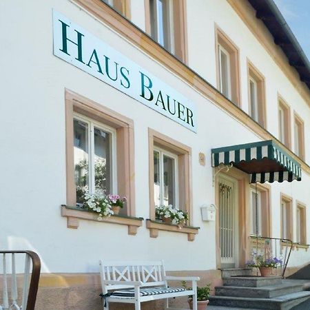 Hotel Haus Bauer Бад-Бернек  Экстерьер фото